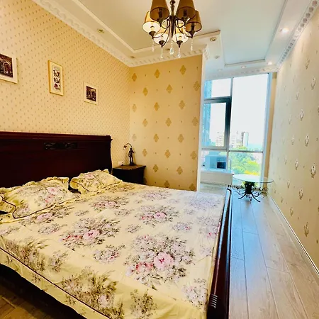 Apartmán в аркадии 2 отдельные спальни с видом на море Oděsa